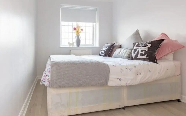 Hidden Gem Minutes From Heathrow Airport