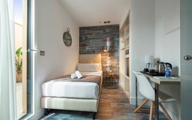 Hotel Oasis