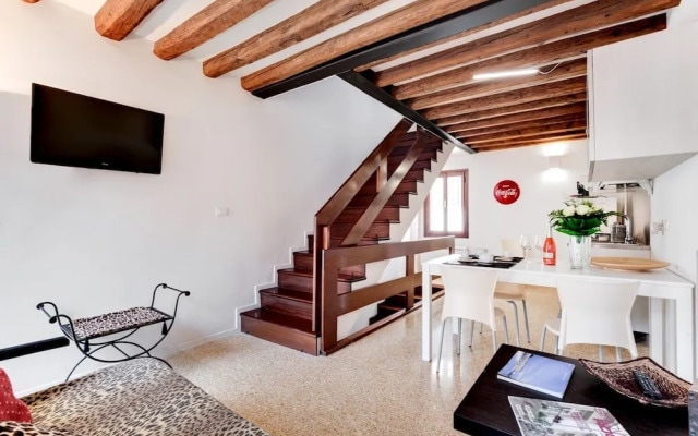 Piazzale Roma Venice Apartment