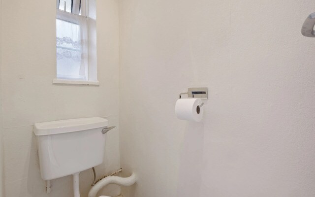 The Xavier Flat by Kasar Stays