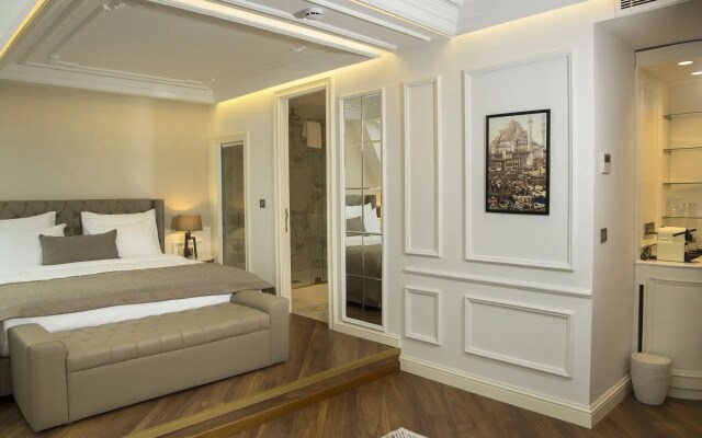 Hotel Mina – Special Class