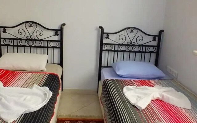 Yasmin Motel