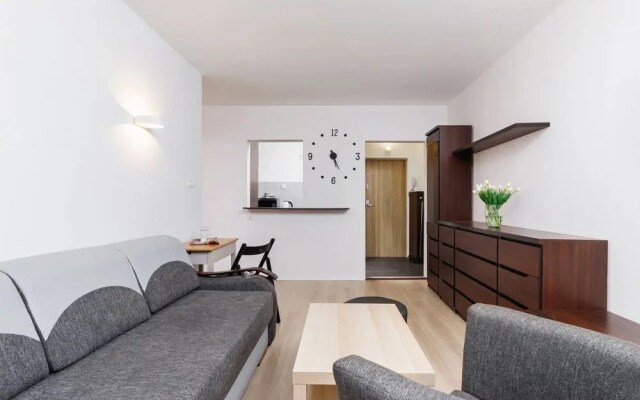 Apartment Warsaw Podlesna by Renters
