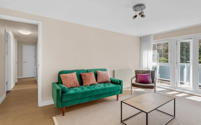 Belgravia Apartment 8