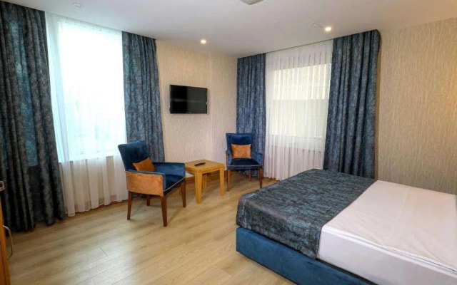 Grand Elmira Suites