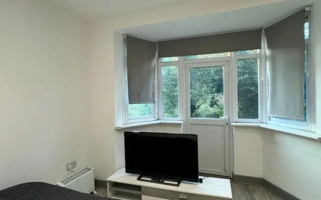 Romford Studio Retreat