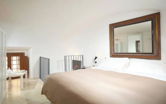 Manray Charming and Modern Ground Floor Loft