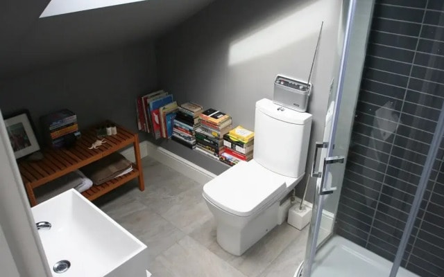 Modern Wandsworth Home By East Putney Station