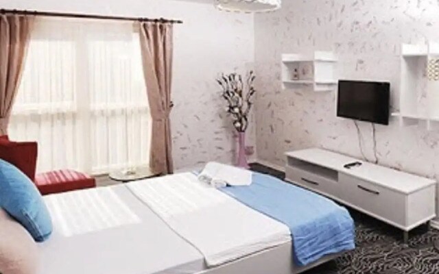 Live Suites