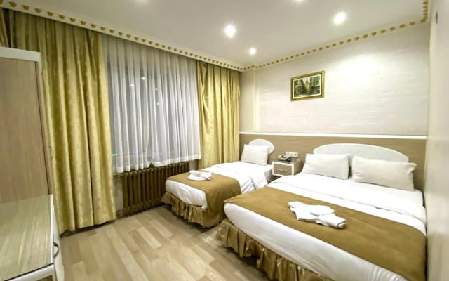 Grand Oral Hotel