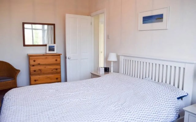 Stunning and Spacious 3 Bedroom House With Garden