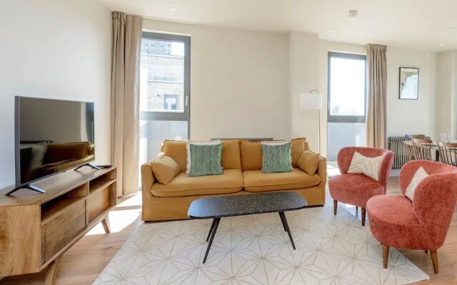 Refined London Haven