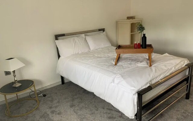 Posh Pad Woolton Village