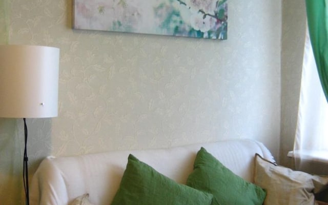 Old Arbat Deluxe Apartment