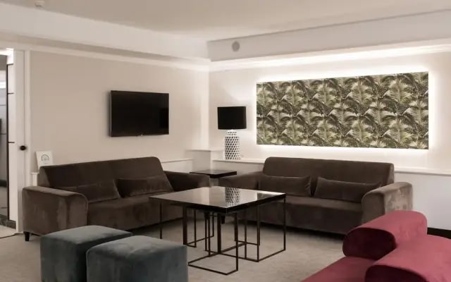 Acacia Suite