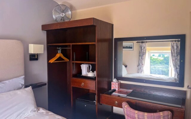 Lathkil Hotel