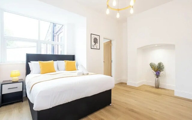 Flat 2 15 Longley Road