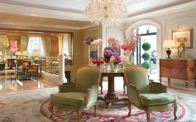 Отель Four Seasons Prague