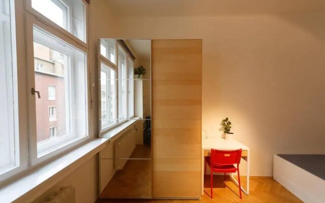 Perfect Days Apartments