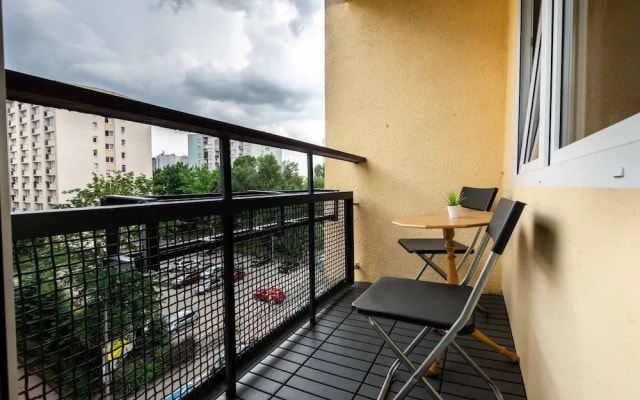 Warsaw Concierge Silver Apartment