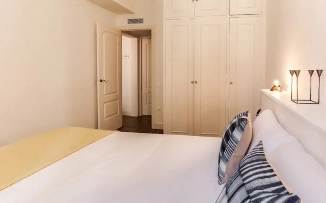 Design 2bed in the Heart of Gracia