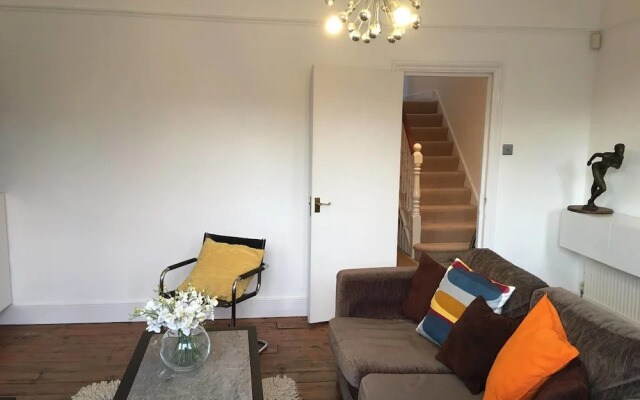 Perfect 2bed Flat in Lively Clapham