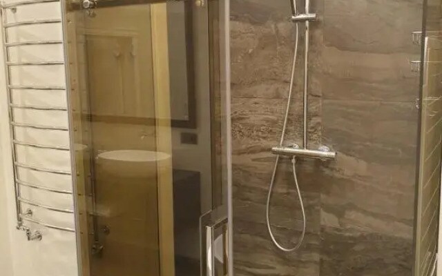 MARBEO 5 Star Luxury Suites - Peldu