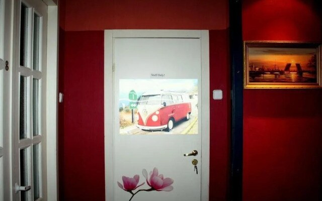 Old Flat Hostel na Sovetskoy