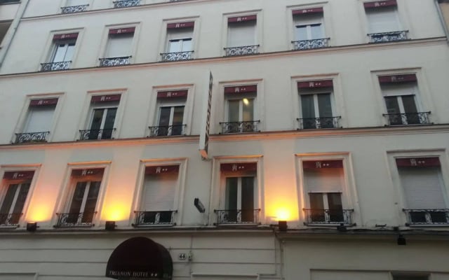 hotelImage