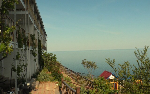 Фавор