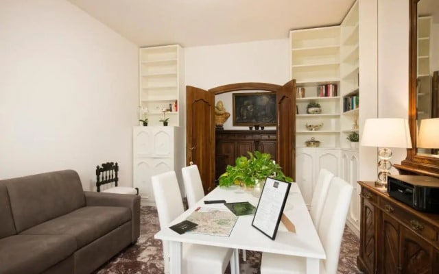 Vatican Holiday Apartment 307