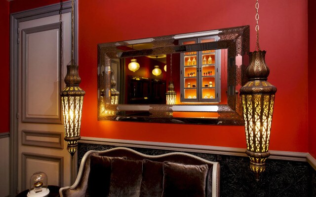 Saint James Paris - Relais & Chateaux