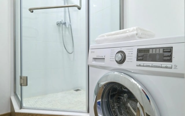 Сутки Томск на улице Савиных