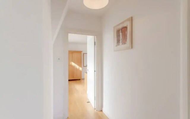 Groveland House Apartments Hotel