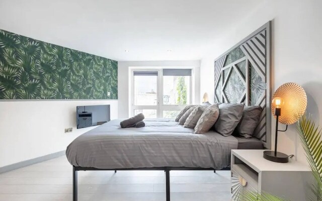 1-bed Flat in West London, Sleeps 2