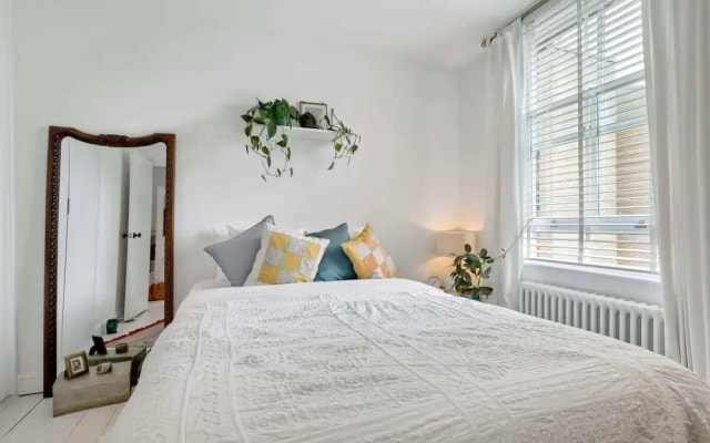 Bright and Stylish 2 Bed apt W/garden in Hoxton