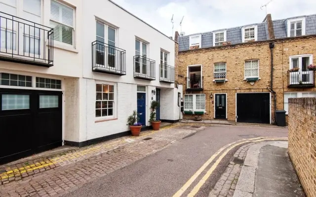 The Lexham Mews Gem - SCR