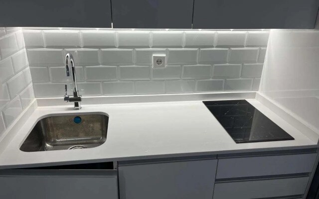 Bernabeu/ C.Universitaria Apartments
