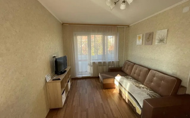 Аврора на улице 50 Лет Октября 23