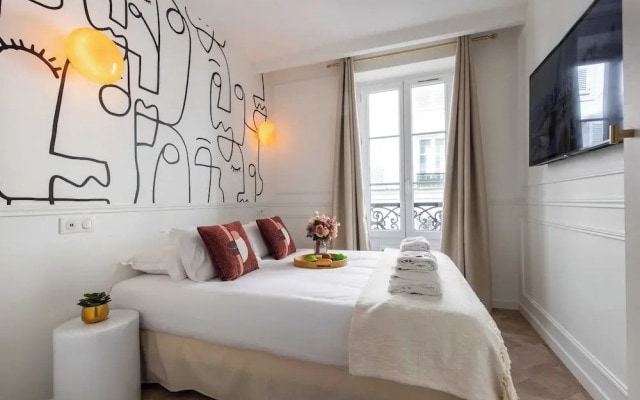 Intimate Private Room - 2P- Pigalle/moulin Rouge