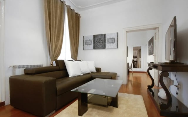 Banchi Apartment