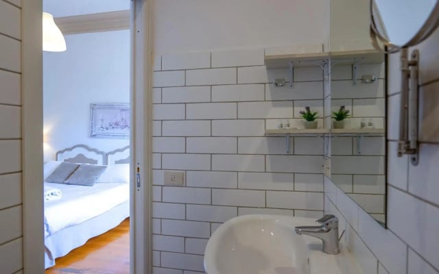 Tevere Home