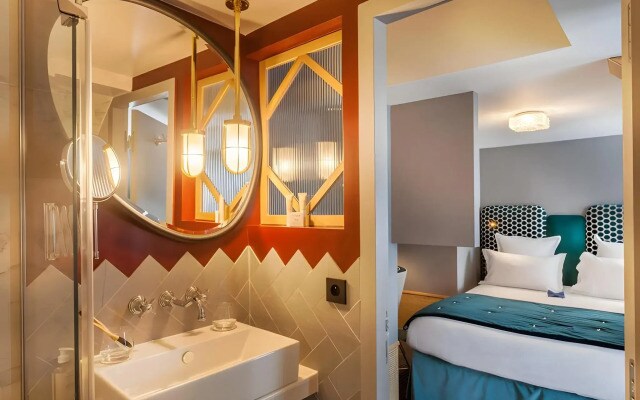 Handsome Hotel