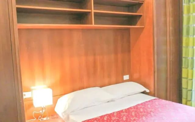 Sezar Rooms