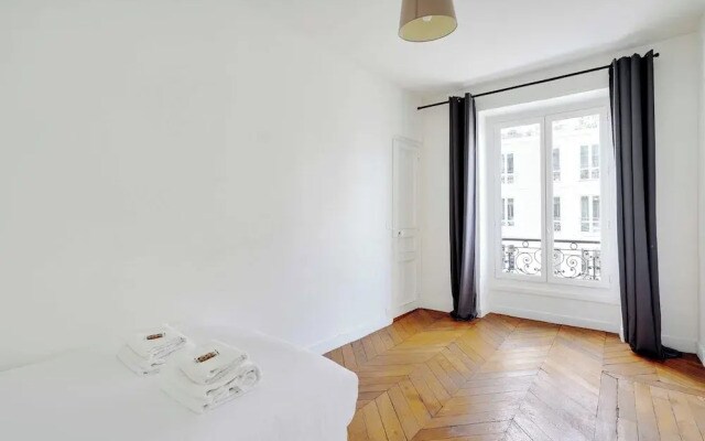 Charming Flat -2br/6p- Montorgueil