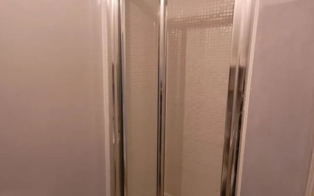 2-bed Apartment, Sleeps 4,on-site Parking
