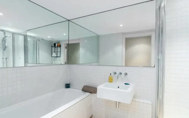 Beautiful Modern 2 bed Apartment