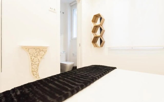 For You Rentals Puerta del Sol Apartments PRE10B