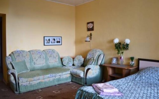 Alyans Apartments