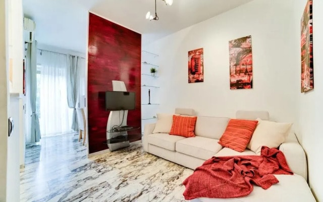 Modern 1 Bed in S. Giovanni 15 Minutes From Centre